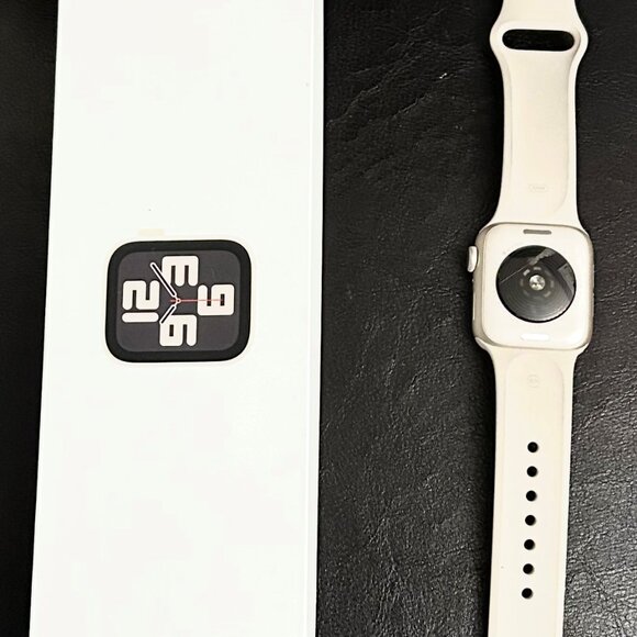 Apple Watch SE Gen 2 40mm AI Star SM SB S/M GPS - Picture 2 of 3